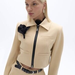 Chic Beige Blazer with Black Detail